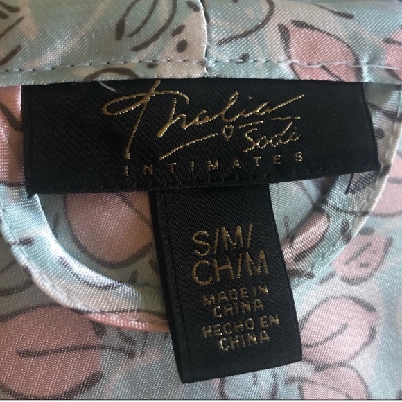 Thalia Sodi intimates satin silky feeling wrap robe kimono size small/medium - Picture 9 of 13